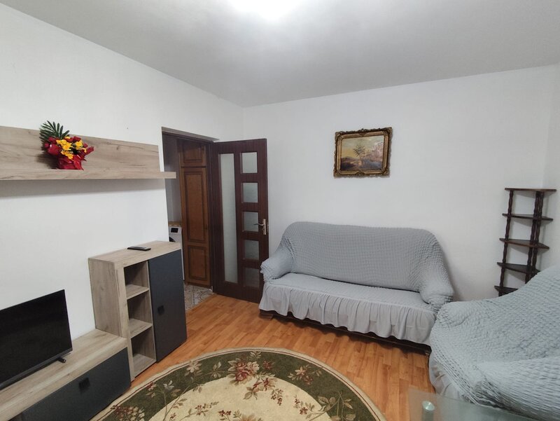 Sector 6, Plaza Mall inchiriez apartament 2 camere