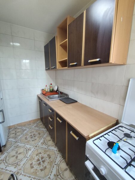 Sector 6, Plaza Mall inchiriez apartament 2 camere